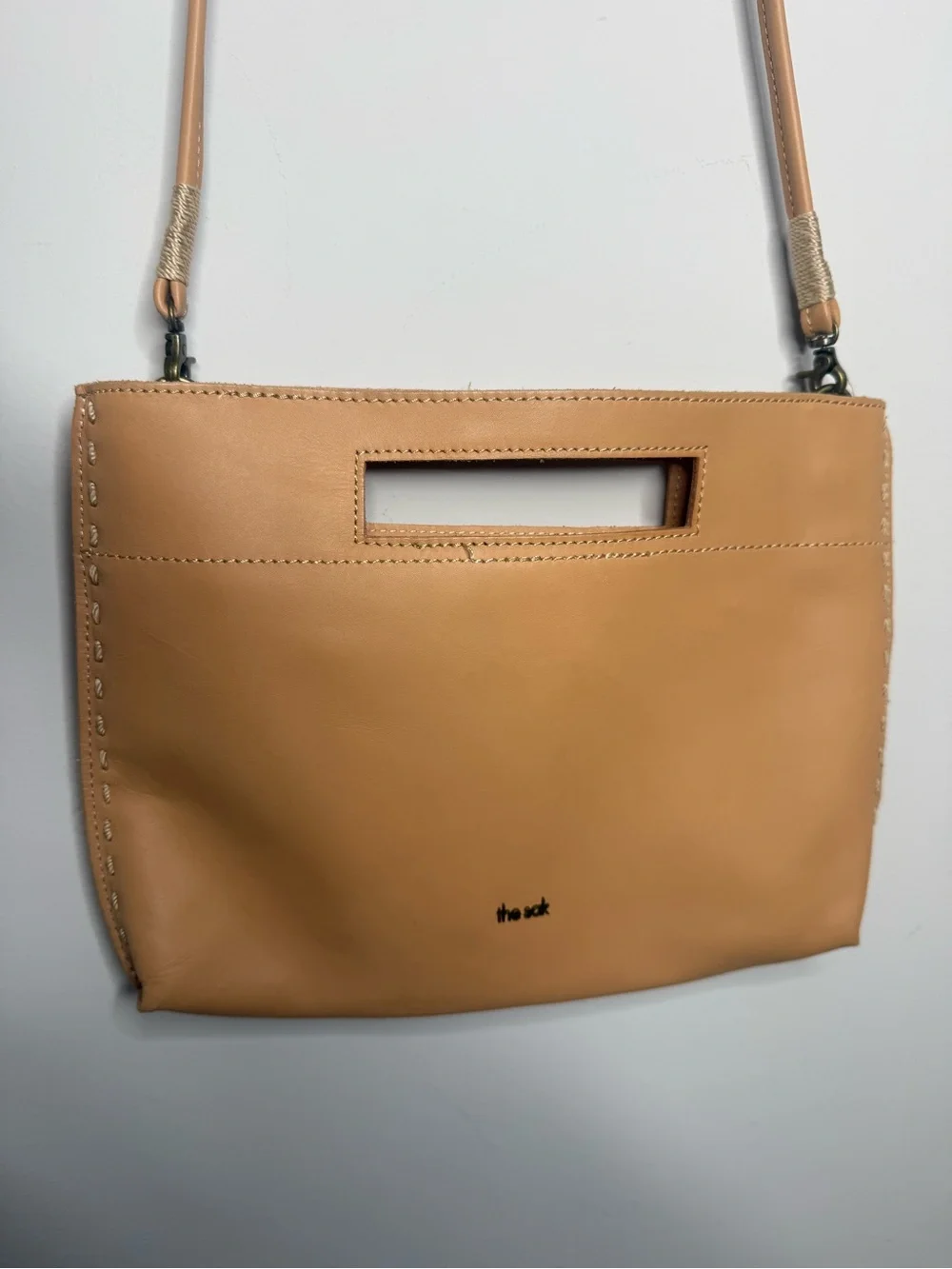 Sak Linden Crossbody in tan leather